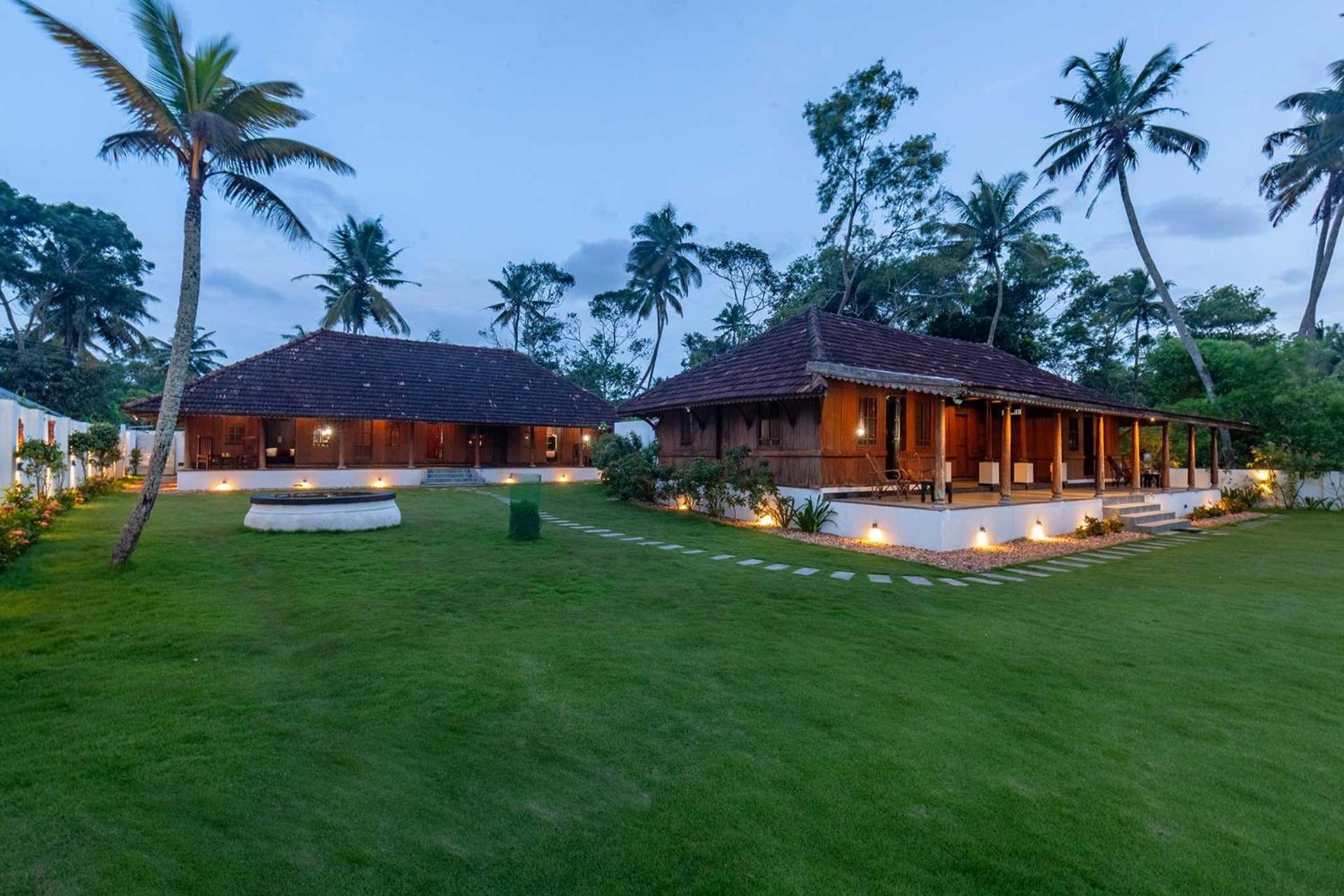 Deshadan'S Tarangi Beach Villas,Marari Марарикулам Екстериор снимка